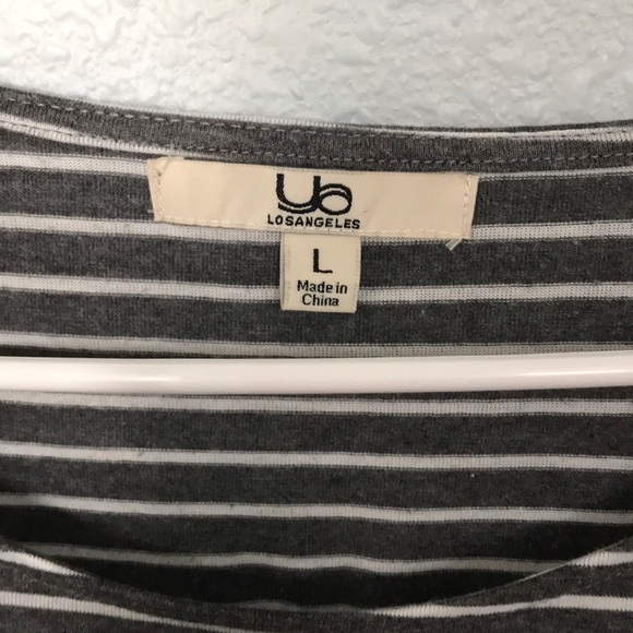 Striped quarter sleeve blouse with sheer back - Picture 3 of 3